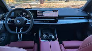 2025 BMW 530i